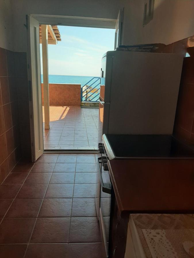 Beach House Buljarica Petrovac Екстериор снимка